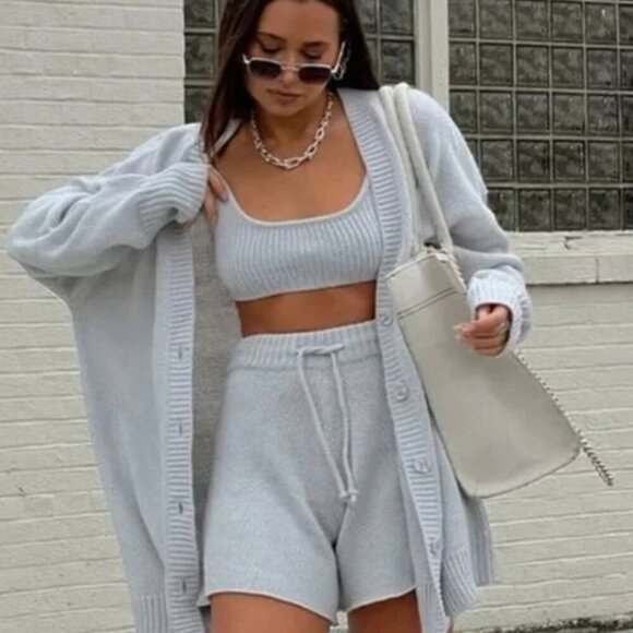 WEWOREWHAT Cozy Chunky Knit Set - Picture 1 of 1